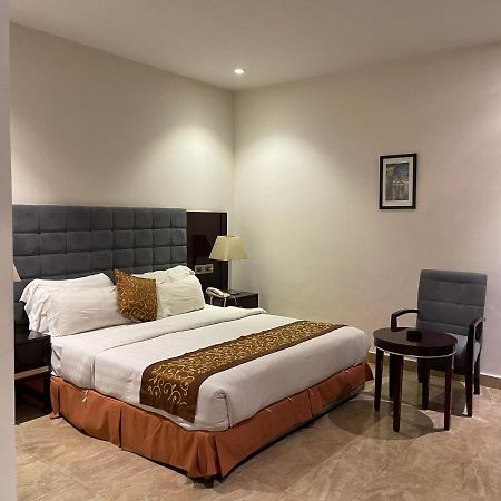 Central Boutique Hotel Murádábád Kültér fotó
